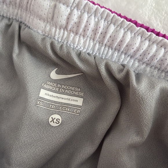 Purple and white Nike running shorts - Picture 5 of 5